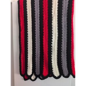Handmade Vintage CROCHET AFGHAN Black Red Moody blanket throw Cabincore 60x60